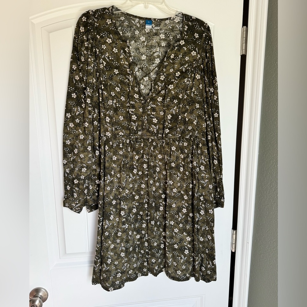 Old Navy Olive Floral Mini Dress XL Boho Long Sleeve V Neck Cottagecore